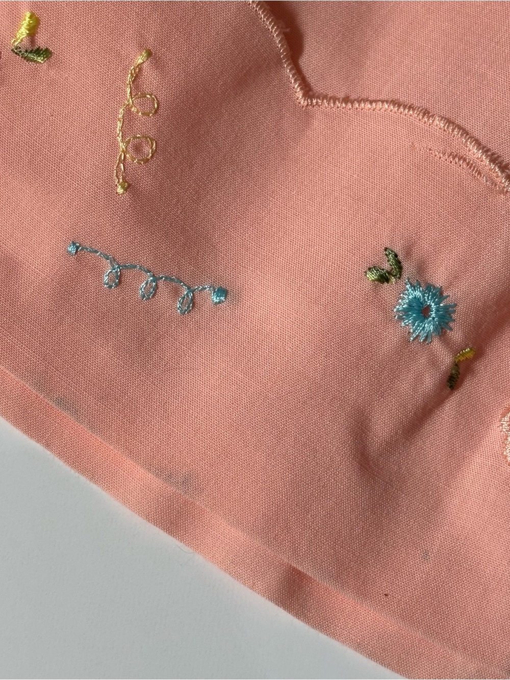 Vintage 50s 60s Pink Lamb Pinafore Dress Embroidered Scalloped Mid Century Sz - Picture 5 of 8